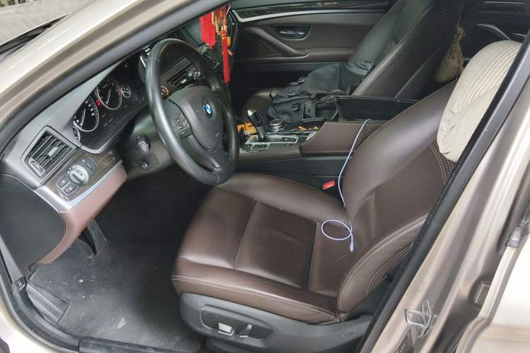 Used BMW 5 Series 2014 525Li Luxury Design Package Left Front Seat