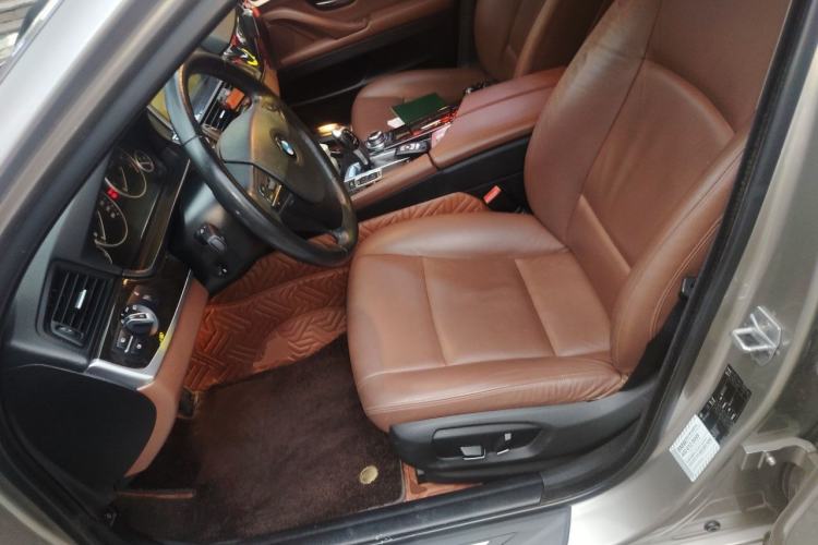 Used BMW 5 Series 2014 525Li Leading Model Left Front Seat