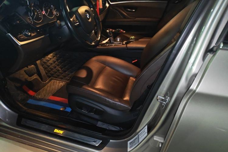 Used BMW 5 Series 2014 525Li Luxury Design Package Left Front Seat