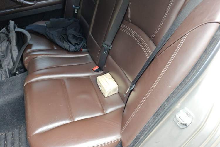 Used BMW 5 Series 2014 525Li Luxury Design Package Left Rear Seat
