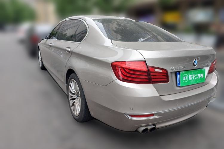 Used BMW 5 Series 2014 525Li Luxury Design Package Rear Left 45 Deg