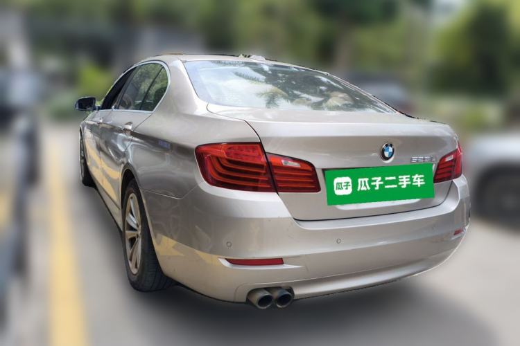 Used BMW 5 Series 2014 520Li Elegant Model Rear Left 45 Deg