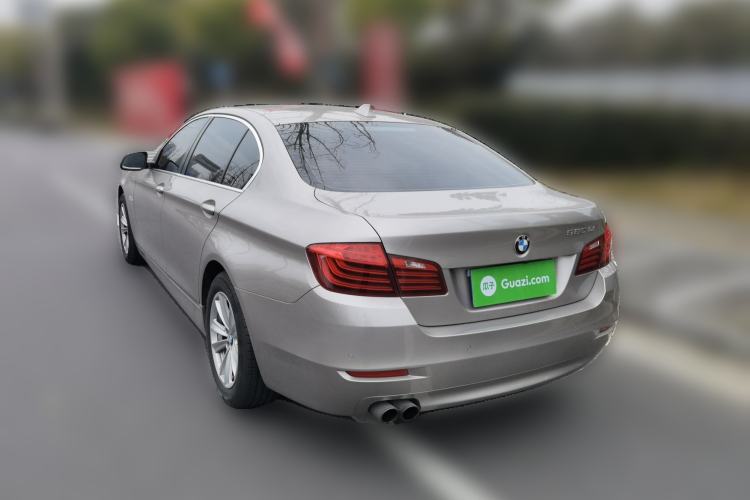 Used BMW 5 Series 2014 520Li Elegant Model Rear Left 45 Deg