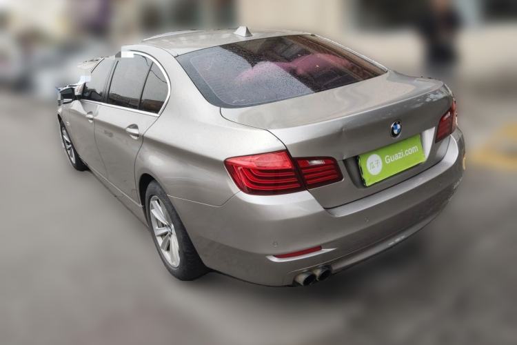 Used BMW 5 Series 2014 520Li Elegant Model Rear Left 45 Deg