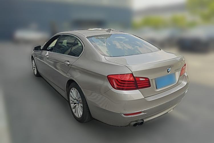 Used BMW 5 Series 2014 525Li Luxury Design Package Rear Left 45 Deg