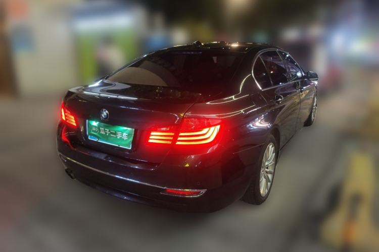 Used BMW 5 Series 2014 525Li Luxury Design Package Rear Right 45 Deg