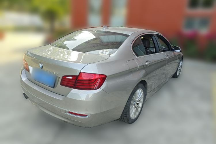 Used BMW 5 Series 2014 525Li Luxury Design Package Rear Right 45 Deg