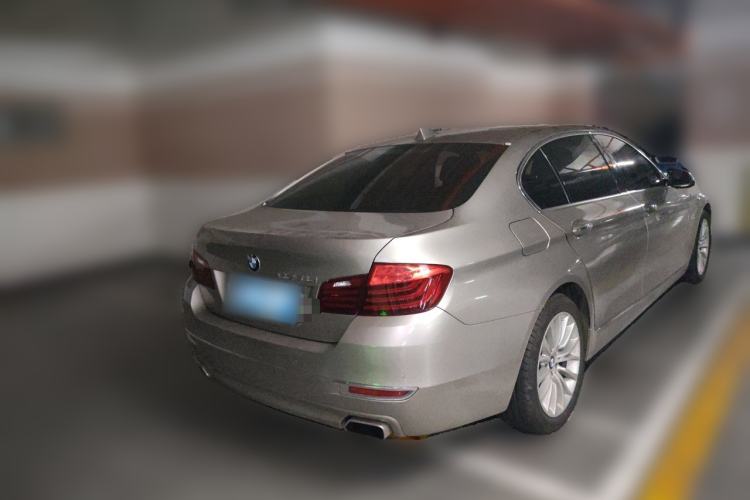 Used BMW 5 Series 2014 525Li Luxury Design Package Rear Right 45 Deg