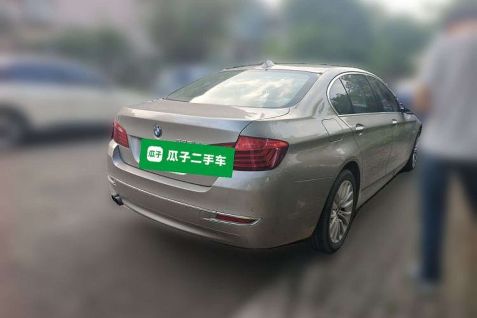 Used BMW 5 Series 2014 525Li Luxury Design Package Rear Right 45 Deg