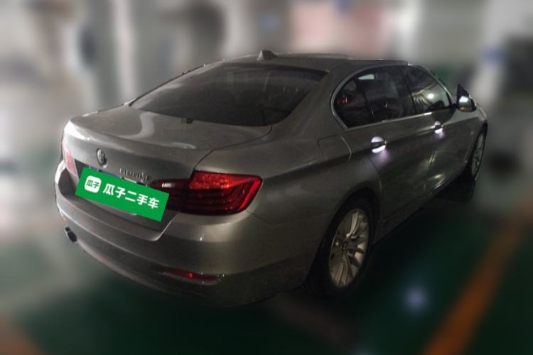 Used BMW 5 Series 2014 525Li Luxury Design Package Rear Right 45 Deg