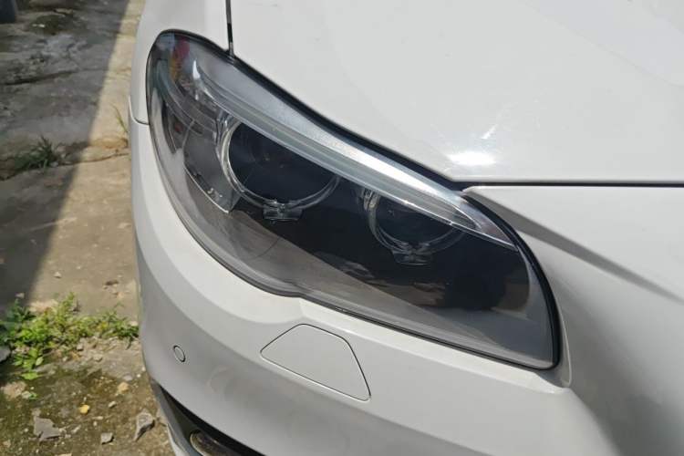 Used BMW 5 Series 2014 520Li Elegant Model Right Front Headlight