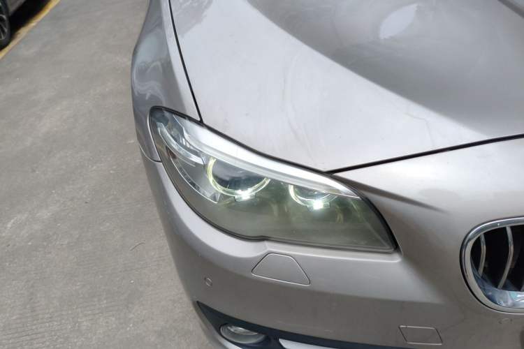 Used BMW 5 Series 2014 520Li Elegant Model Right Front Headlight