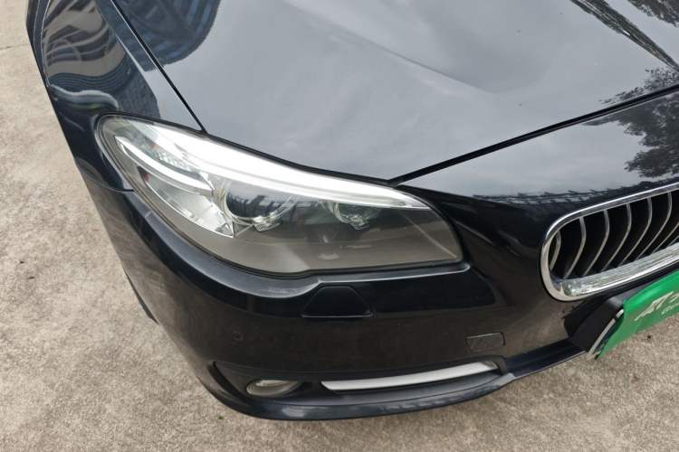 Used BMW 5 Series 2014 520Li Elegant Model Right Front Headlight