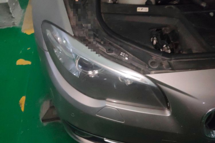 Used BMW 5 Series 2014 525Li Luxury Design Package Right Front Headlight