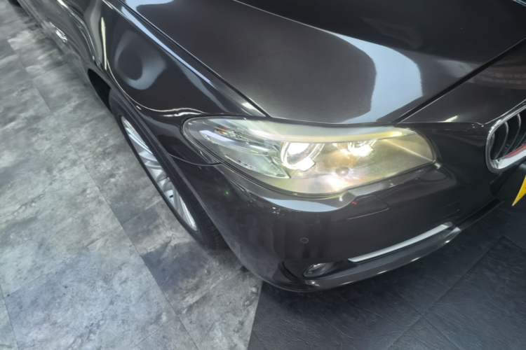 Used BMW 5 Series 2014 525Li Leading Model Right Front Headlight