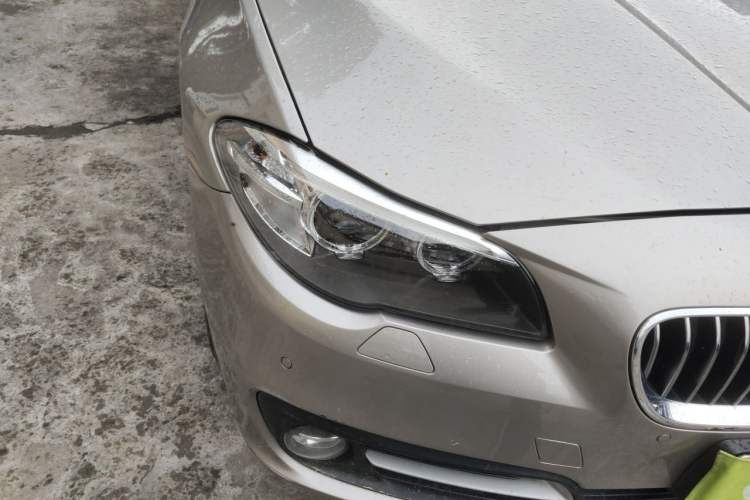Used BMW 5 Series 2014 520Li Elegant Model Right Front Headlight
