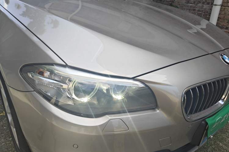 Used BMW 5 Series 2014 520Li Elegant Model Right Front Headlight