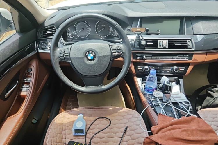 Used BMW 5 Series 2014 520Li Elegant Model Steering Wheel