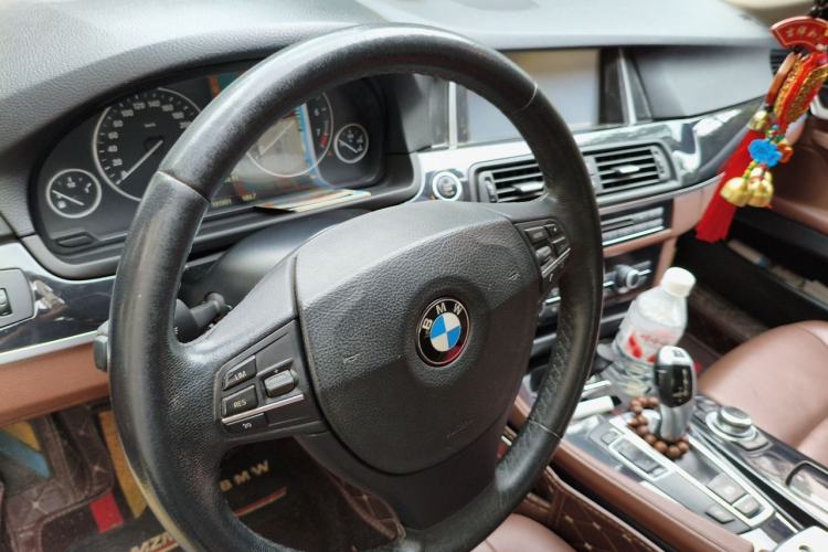 Used BMW 5 Series 2014 520Li Elegant Model Steering Wheel