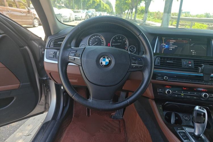 Used BMW 5 Series 2014 525Li Leading Model Steering Wheel