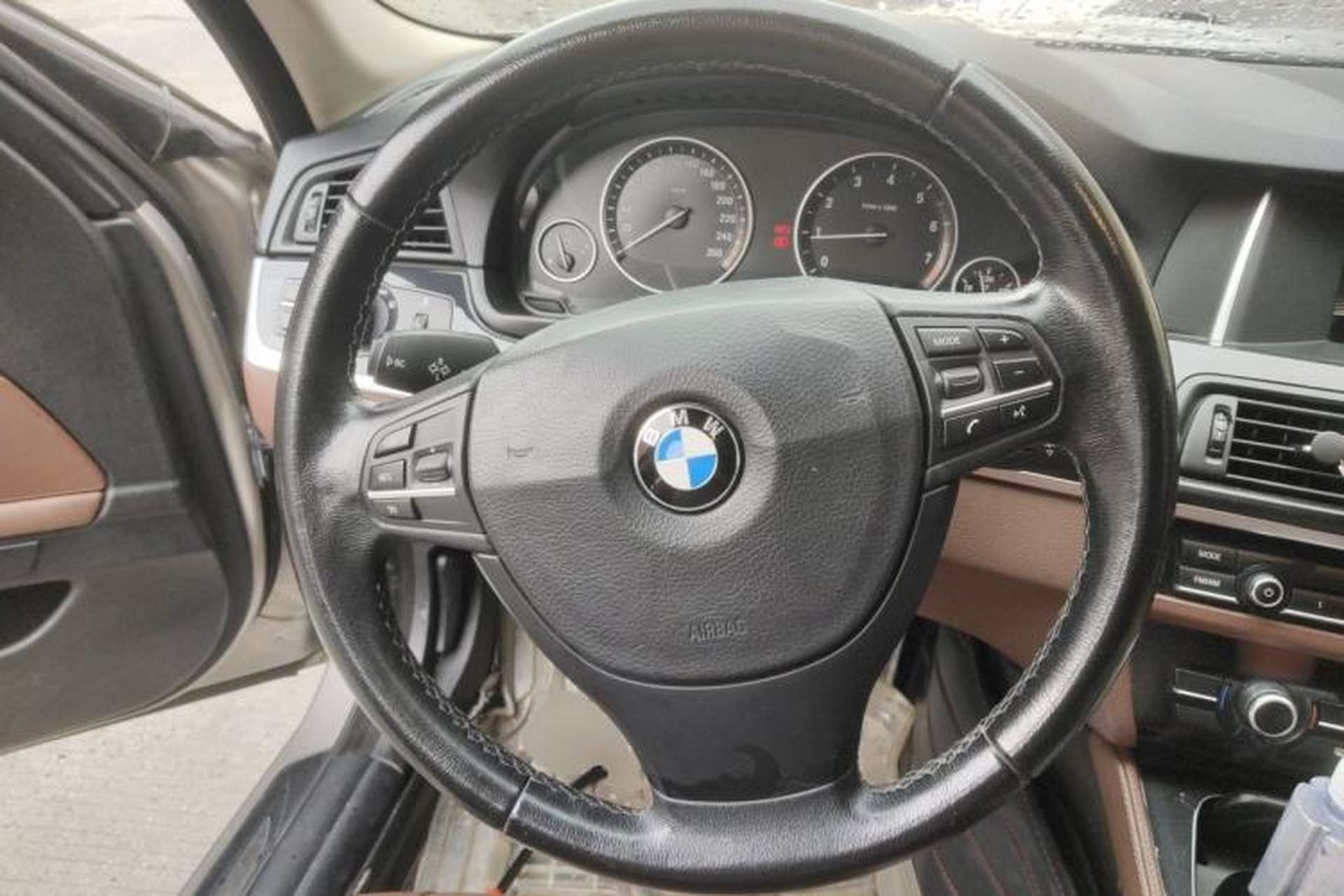 Used BMW 5 Series 2014 520Li Elegant Model Steering Wheel