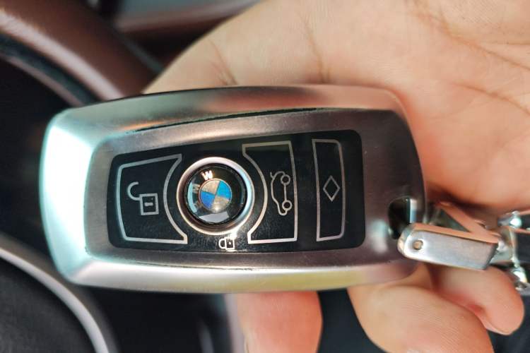 Used BMW 5 Series 2014 520Li Elegant Model Vehicle Key