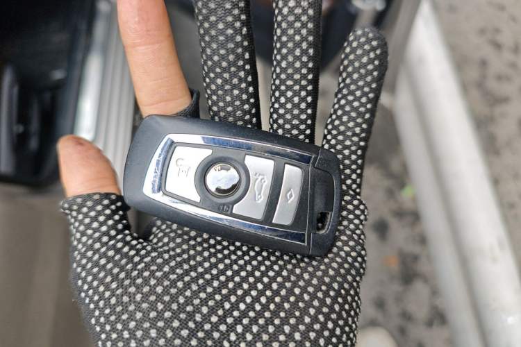Used BMW 5 Series 2014 525Li Luxury Design Package Vehicle Key