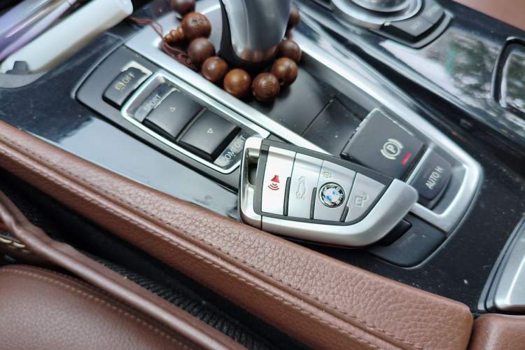 Used BMW 5 Series 2014 520Li Elegant Model Vehicle Key