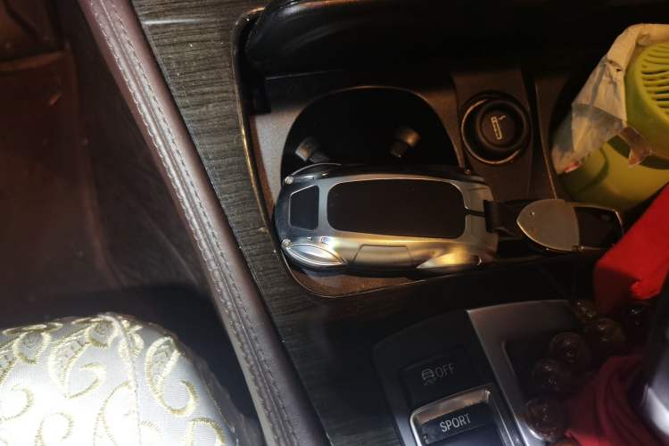 Used BMW 5 Series 2014 525Li Luxury Design Package Vehicle Key