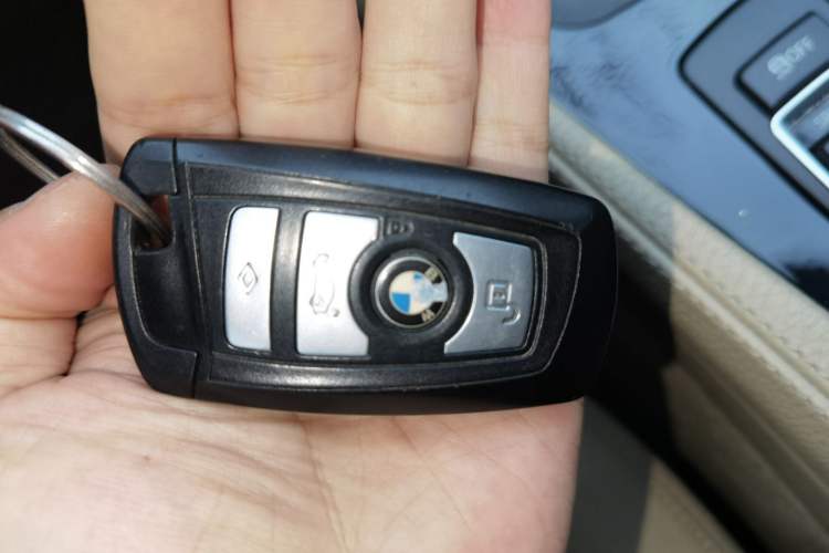 Used BMW 5 Series 2014 520Li Elegant Model Vehicle Key