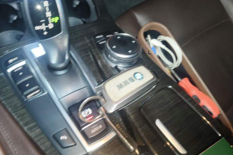 Used BMW 5 Series 2014 525Li Luxury Design Package Vehicle Key