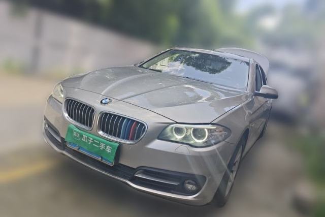 BMW 5 Series 2014 520Li Elegant Model d’occasion