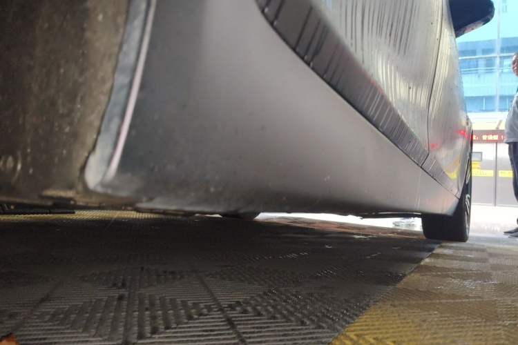 Used BMW 5 Series 2014 525Li Luxury Design Package Chassis Rear Right