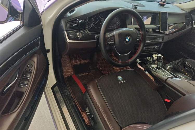 Used BMW 5 Series 2014 525Li Luxury Design Package Driver Seat