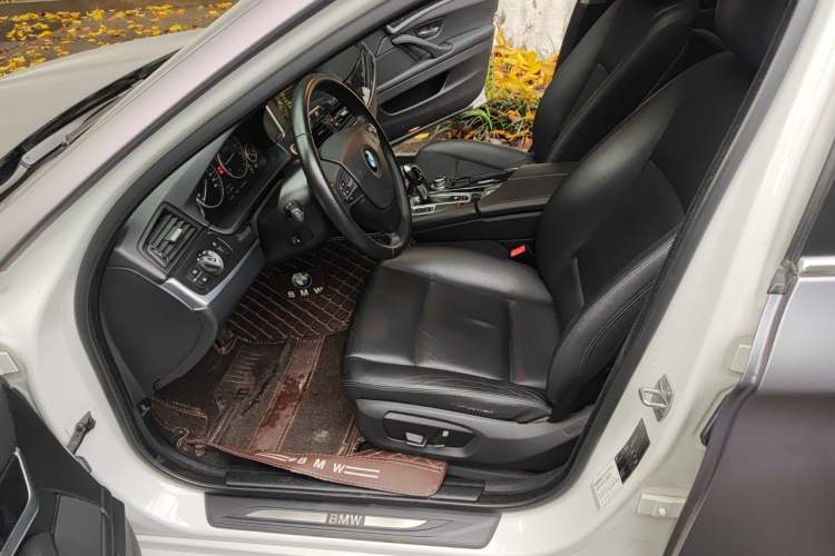 Used BMW 5 Series 2014 520Li Elegant Model Left Front Seat