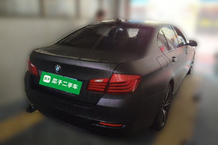 Used BMW 5 Series 2014 525Li Luxury Design Package Rear Right 45 Deg