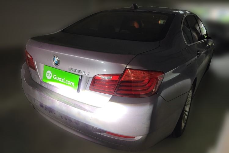 Used BMW 5 Series 2014 525Li Leading Model Rear Right 45 Deg
