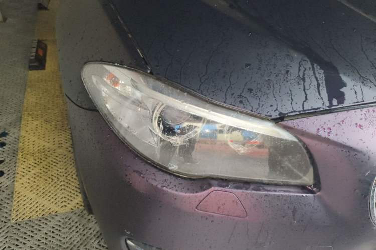 Used BMW 5 Series 2014 525Li Luxury Design Package Right Front Headlight