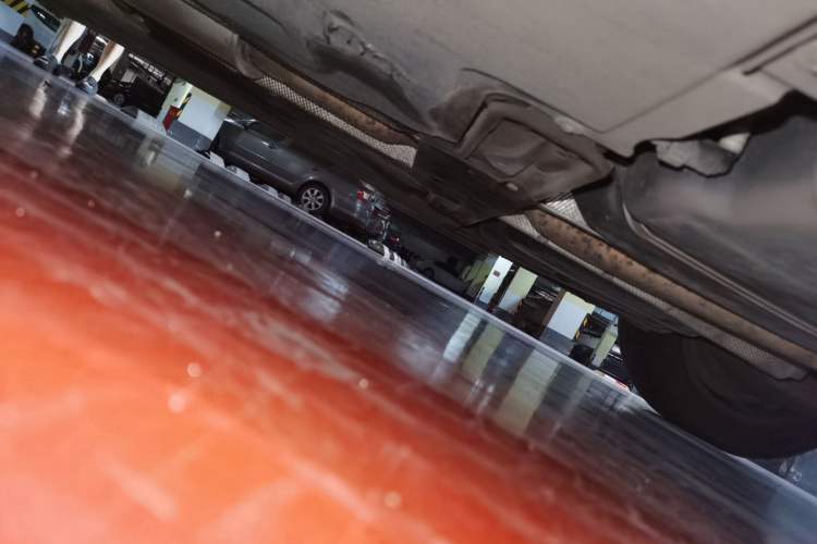 Used BMW 5 Series 2014 520Li Elegant Model Chassis Front