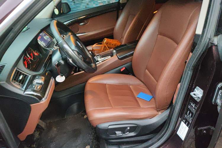Used BMW 5 Series 2014 535Li Leading Model Left Front Seat