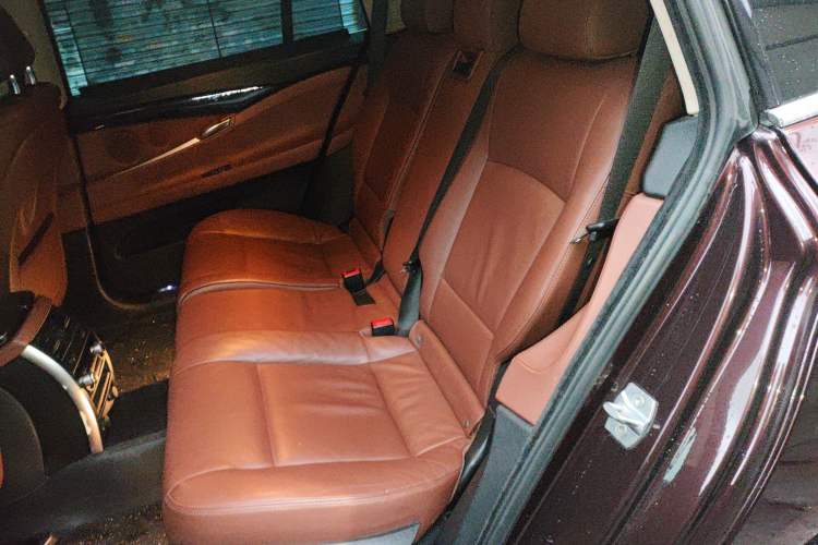 Used BMW 5 Series 2014 535Li Leading Model Left Rear Seat