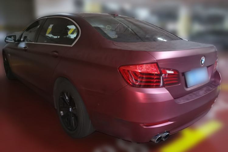 Used BMW 5 Series 2014 520Li Elegant Model Rear Left 45 Deg
