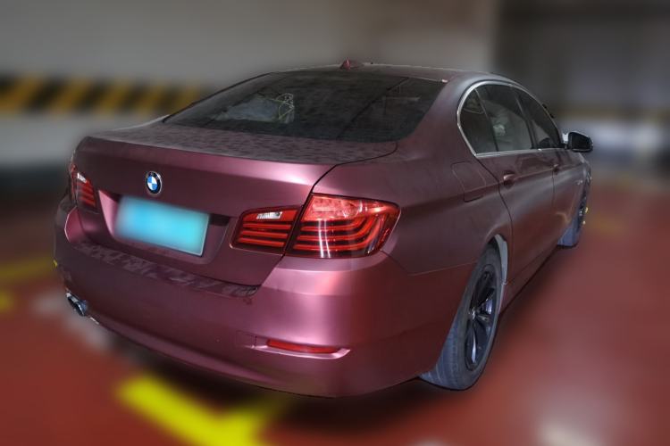 Used BMW 5 Series 2014 520Li Elegant Model Rear Right 45 Deg