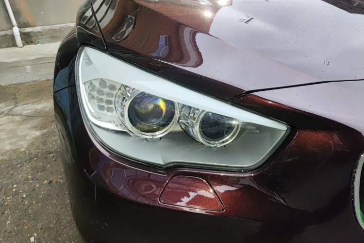 Used BMW 5 Series 2014 535Li Leading Model Right Front Headlight