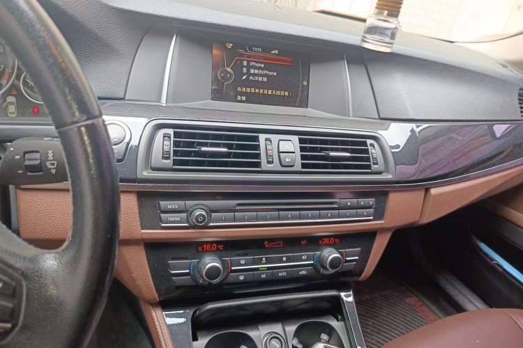 Used BMW 5 Series 2014 520Li Elegant Model Audio And AC Panel