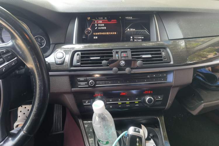 Used BMW 5 Series 2014 525Li Luxury Design Package Audio And AC Panel