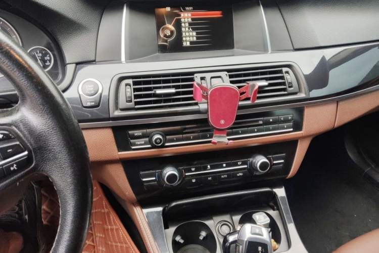 Used BMW 5 Series 2014 520Li Elegant Model Audio And AC Panel