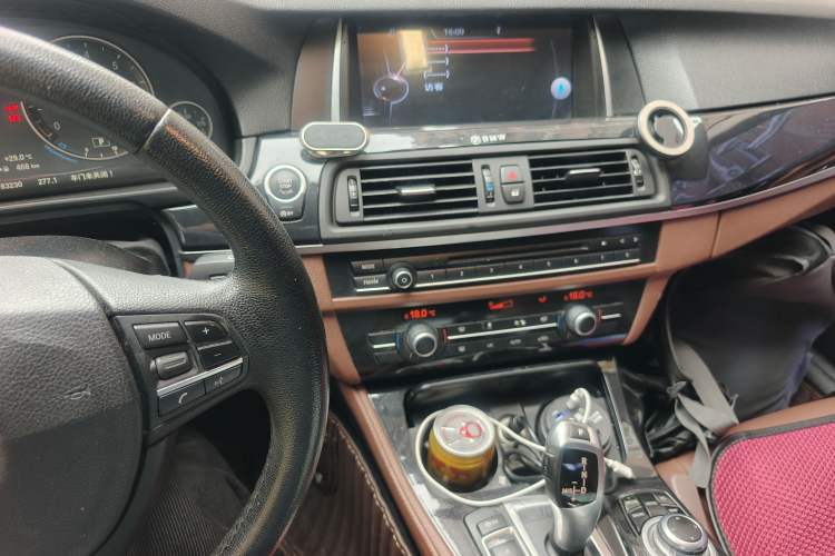Used BMW 5 Series 2014 520Li Elegant Model Audio And AC Panel