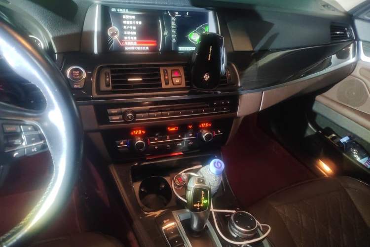 Used BMW 5 Series 2014 525Li Luxury Design Package Audio And AC Panel