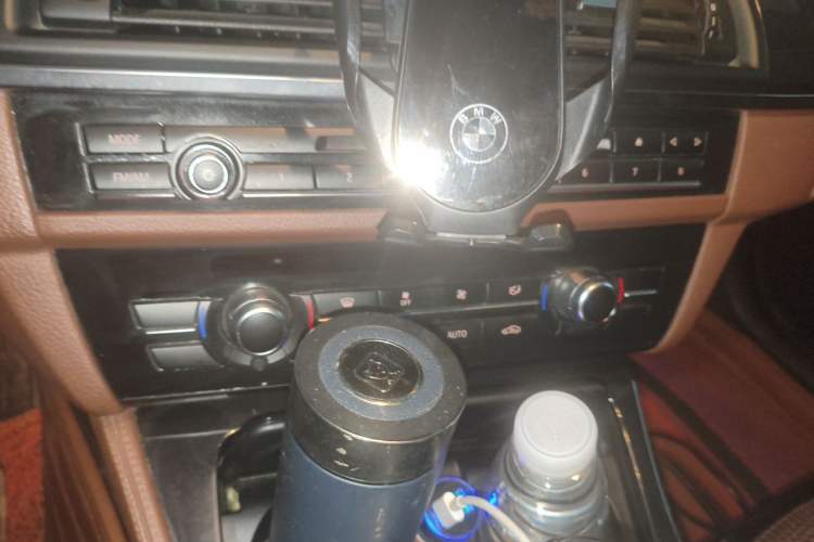 Used BMW 5 Series 2014 520Li Elegant Model Audio And AC Panel